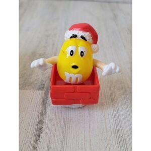 Mars 2005 yellow M&M chimney tube topper toy figure